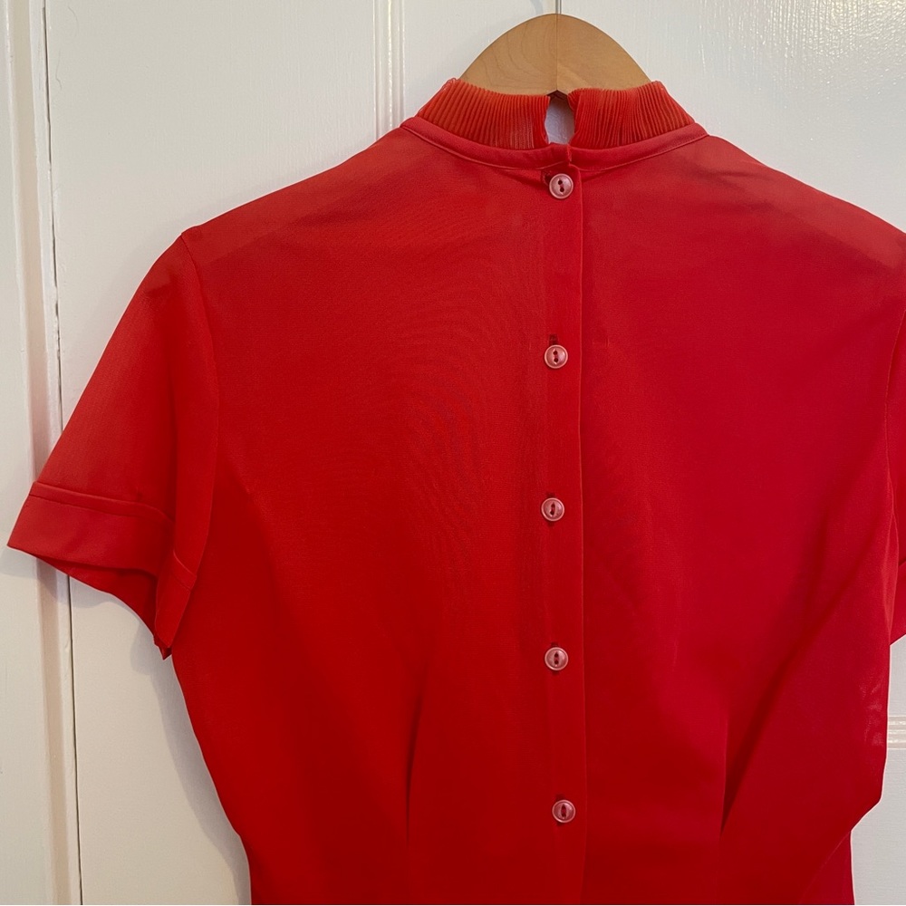 Vintage 1950s Red Pleated Blouse Pearl Collar Finland Short Sleeve Top S - Picture 11 of 12